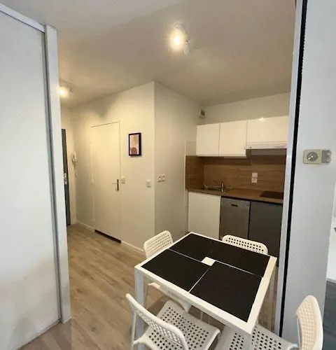 Sphinx Residences - Tempologis Memorial *